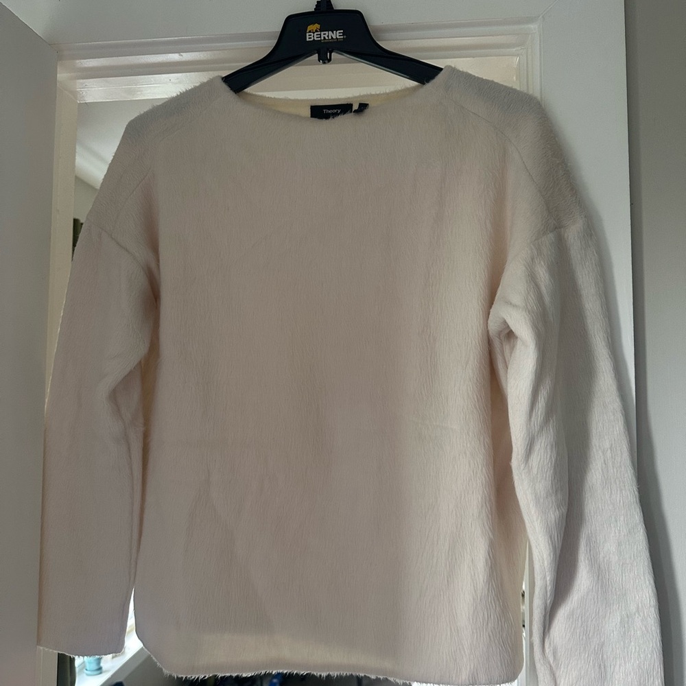 Theory ivory faux fur blend Long Sleeve Sweater- L